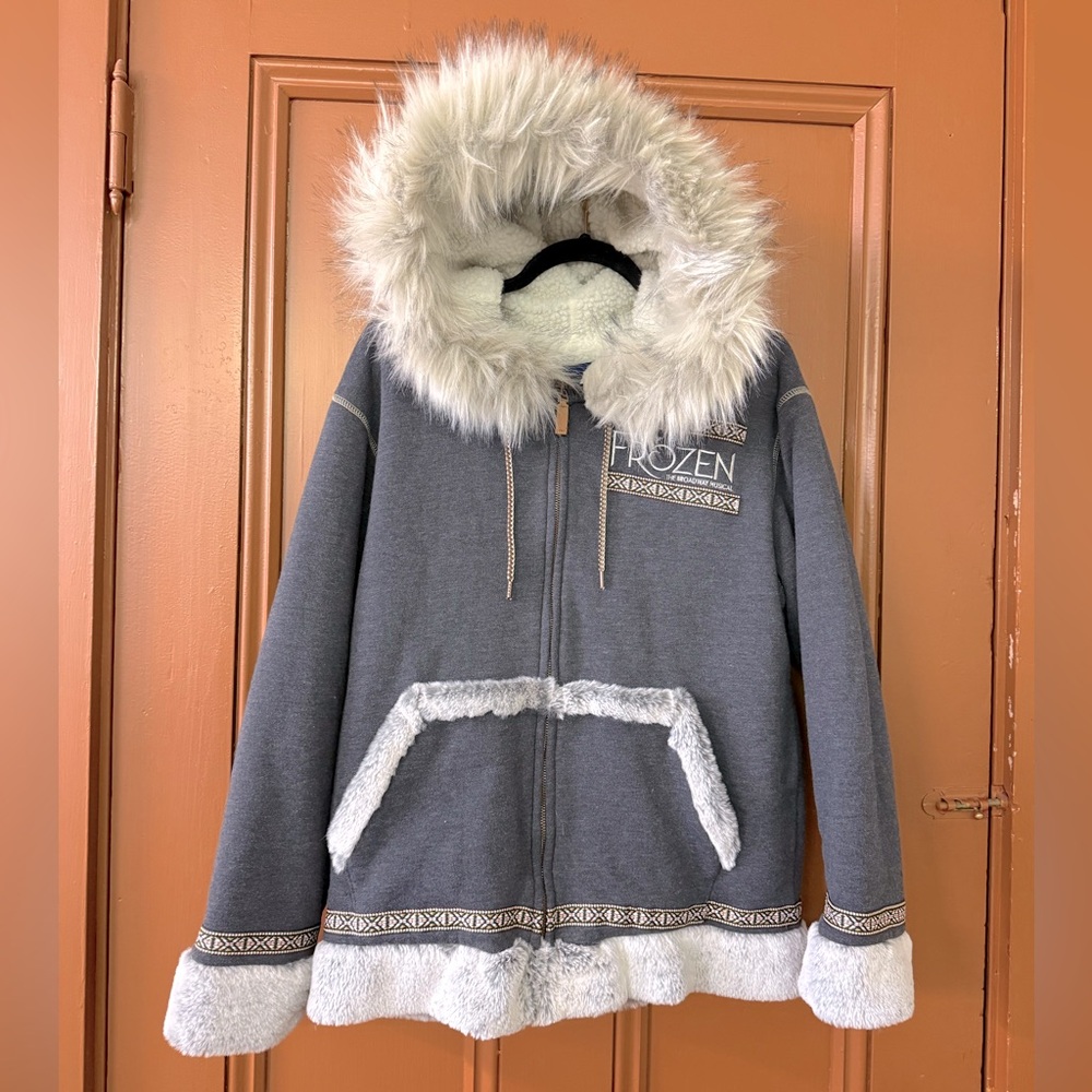 Disney Frozen Broadway Kristoff Sherpa Fleece Fur Hoodie Jacket Gray Large EUC